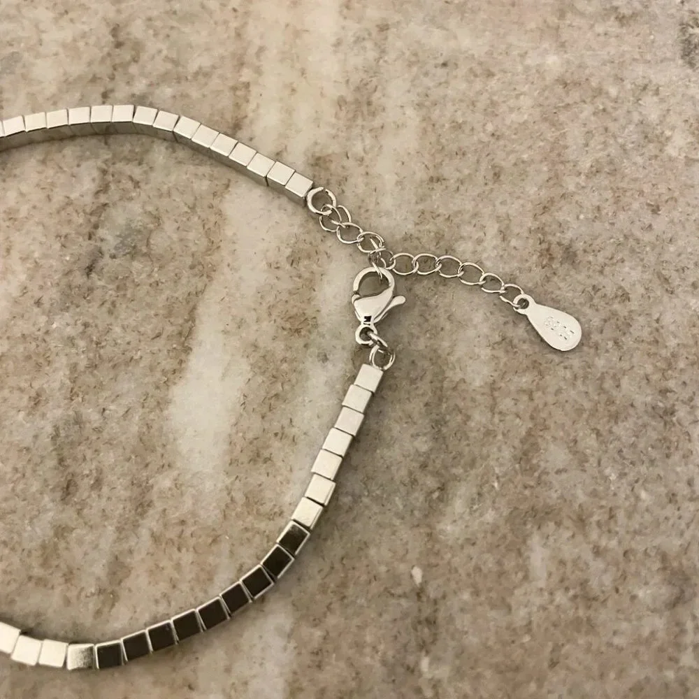 925 Sterling Silver Dainty Cube Bracelet Minimalist Tiny Block Bracelet - Picture 4 of 4
